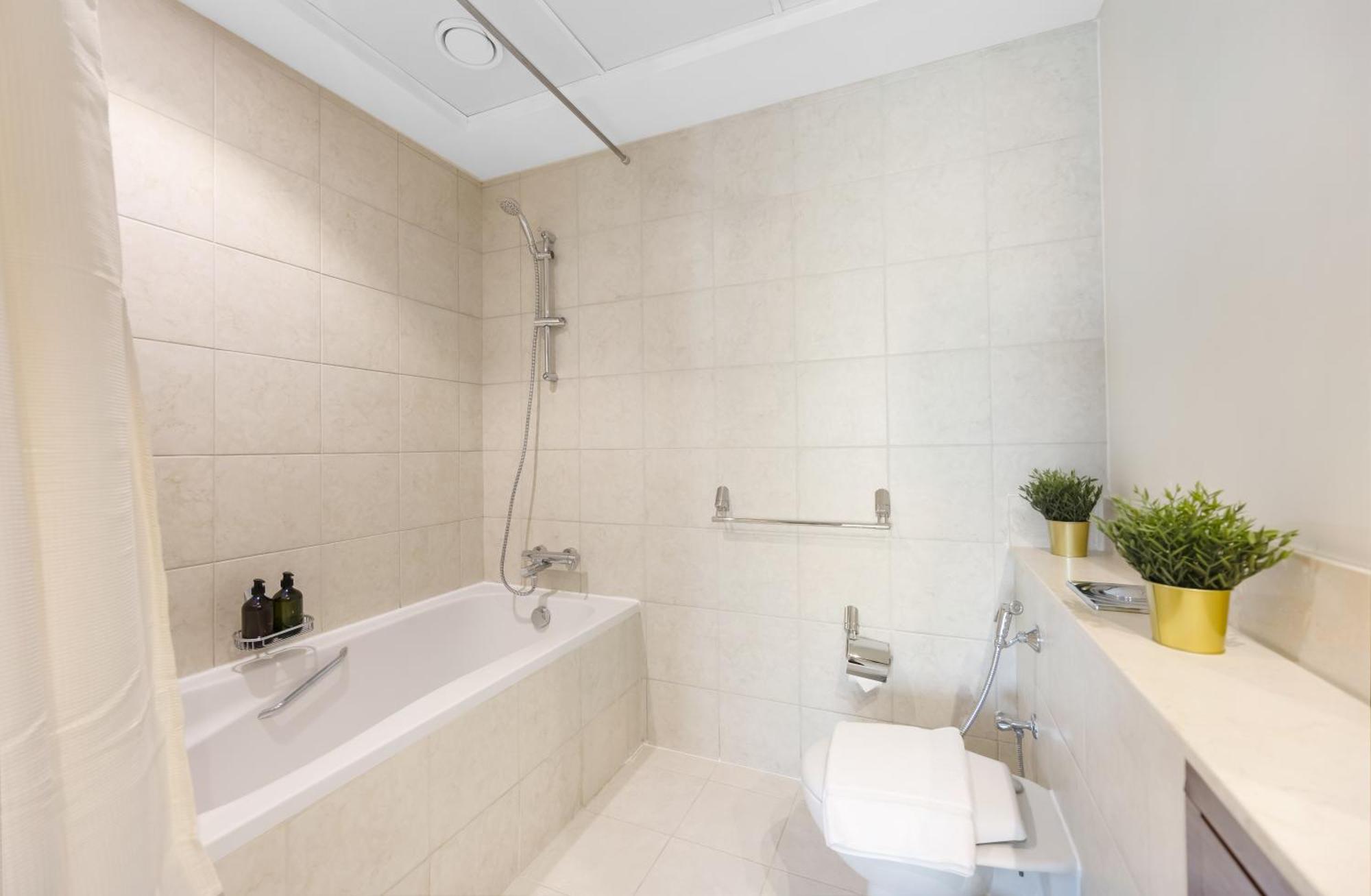 Durrani Homes - The Luxe 3br With Burj Khalifa And Fountain View - Third Without Partition Апартаменти